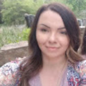 Meet your Posher, Casandra